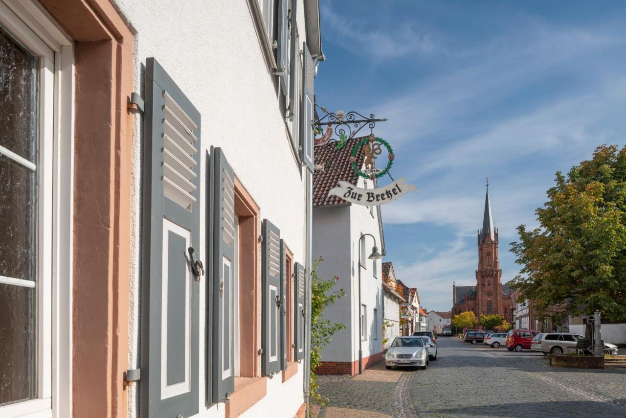 Landhotel Zur Bretzel Babenhausen  Eksteriør billede